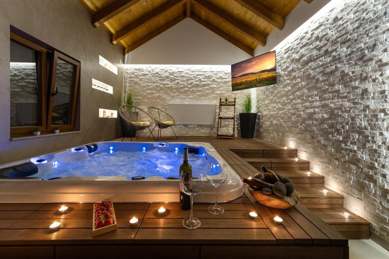 Bogatić New! Promina Luxury Villa With 72Sqm Heated Pool, Jacuzzi, Infrared Sauna, Tennis Court, Media Room מראה חיצוני תמונה