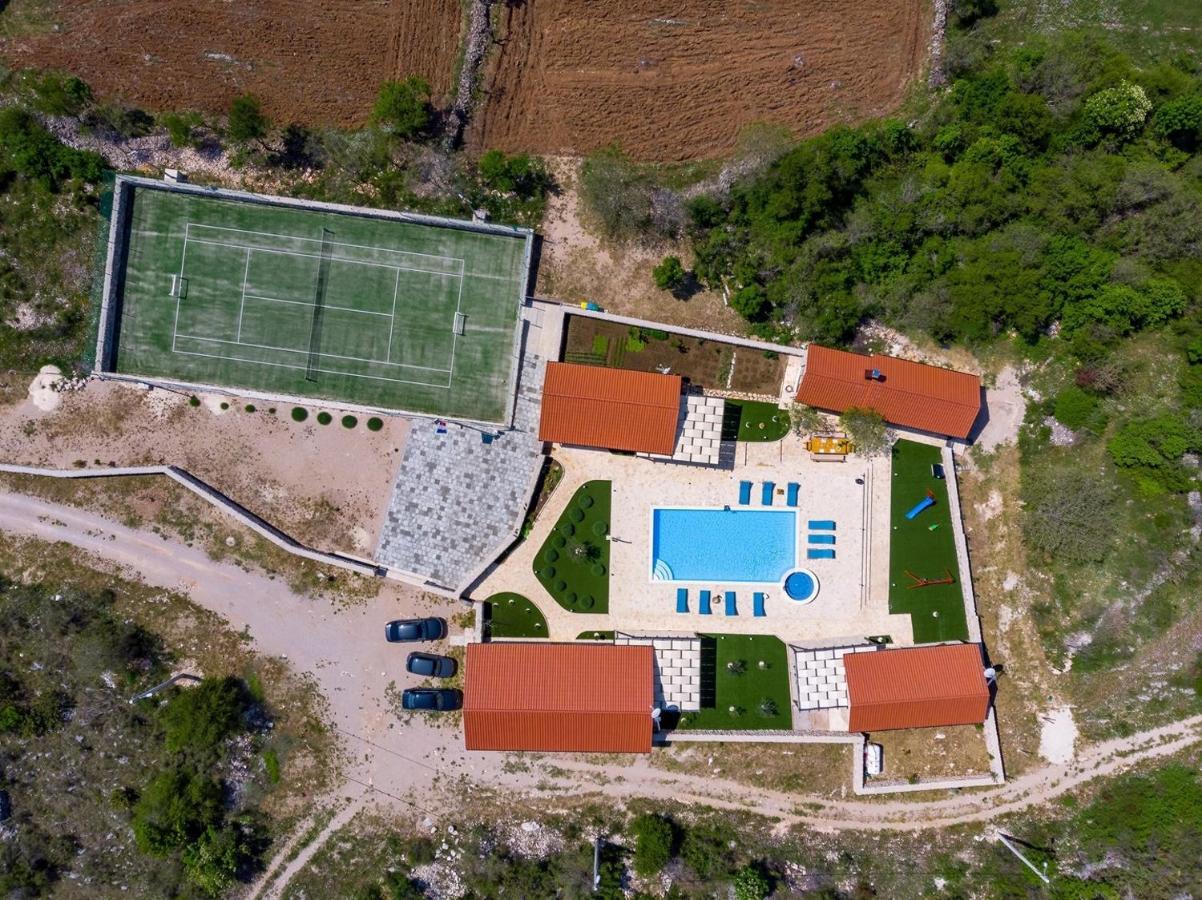 Bogatić New! Promina Luxury Villa With 72Sqm Heated Pool, Jacuzzi, Infrared Sauna, Tennis Court, Media Room מראה חיצוני תמונה